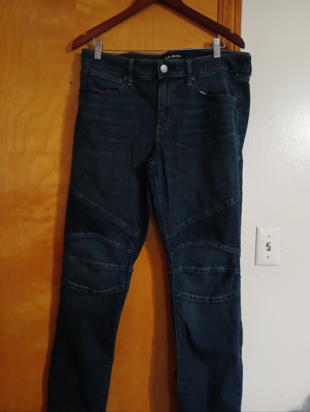 Dark Blue Mens Jeans - Classic Denim